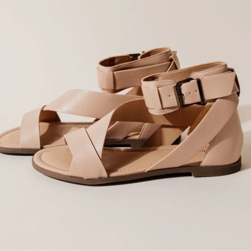 BOHME PEYTON ANKLE STRAP SANDAL IN BLUSH SIZE 6